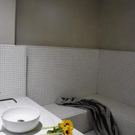 Arota Exclusive Akrotírion