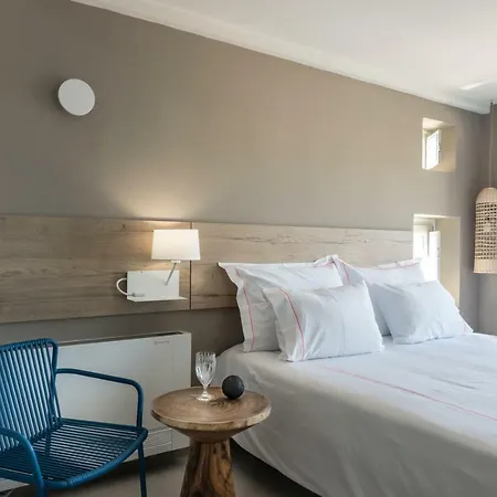 Arota Exclusive Akrotírion