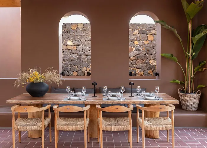 Arota Exclusive Villa *